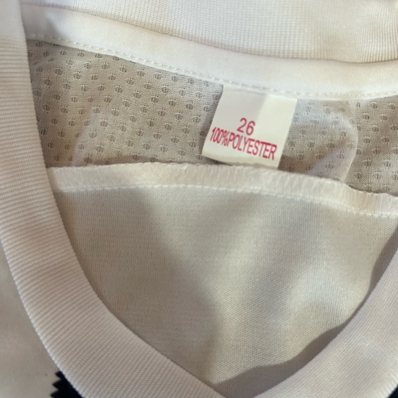 NWOT JUVENTUS 2015-2016 football soccer JERSEY AND SHORTS SIZE 26 kids p - Picture 4 of 7